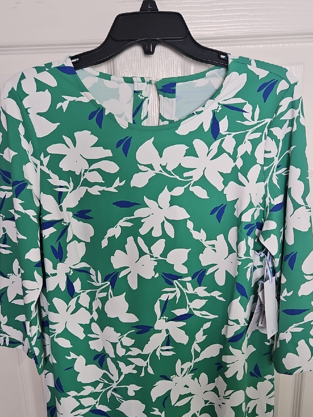 Southern Tide Leira 3/4 Sleeve UV Protection Shift Dress: Simply Green: Small - Picture 3 of 16